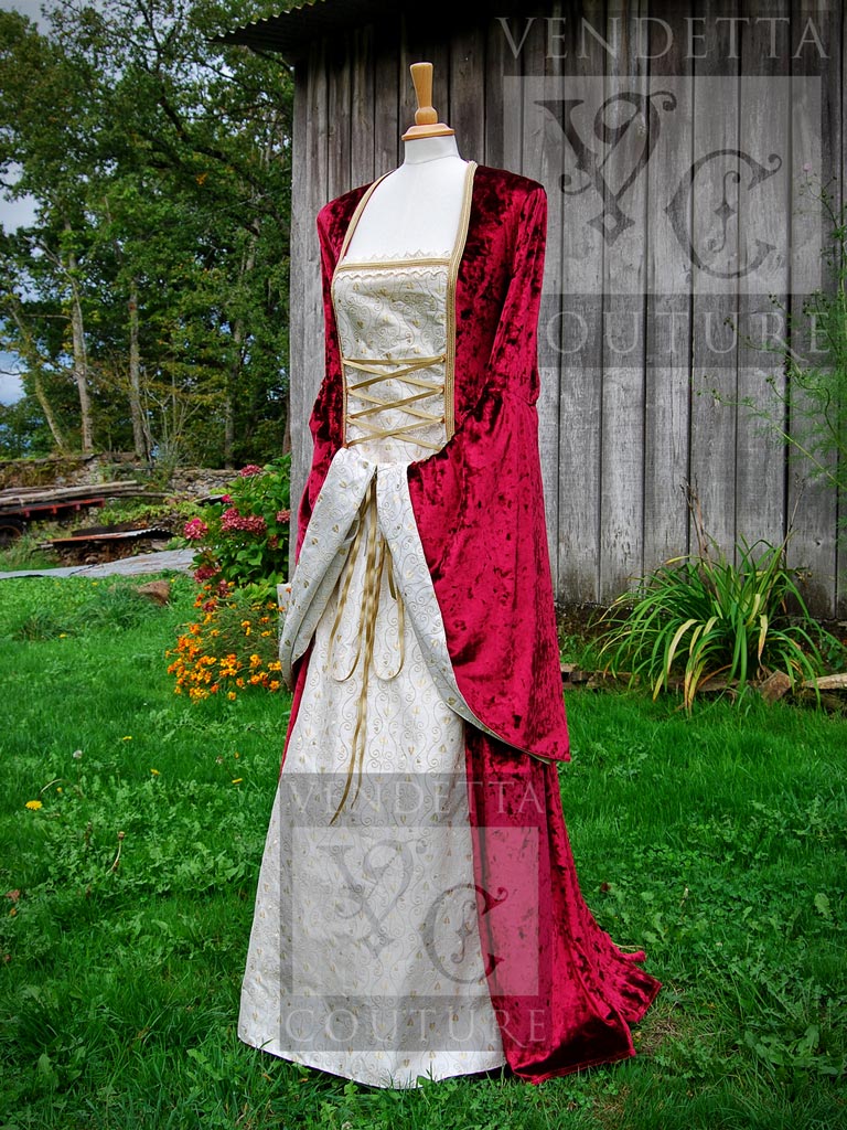 Medieval Dress Dark Red Ivory
