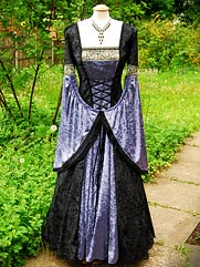 Daylily-012 Medieval style gown