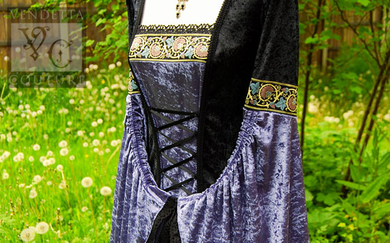 Daylily-012 medieval style dress