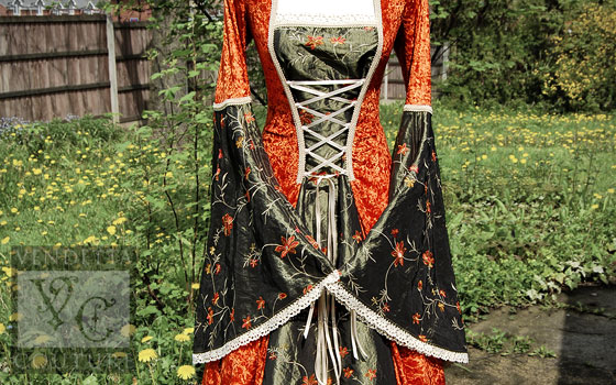 Lily-013 Medieval Style Dress