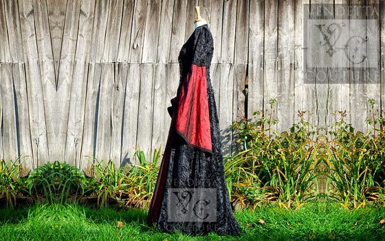 Lily-015a Medieval Style Dress