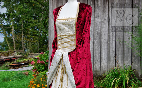 Lily-021 medieval style dress